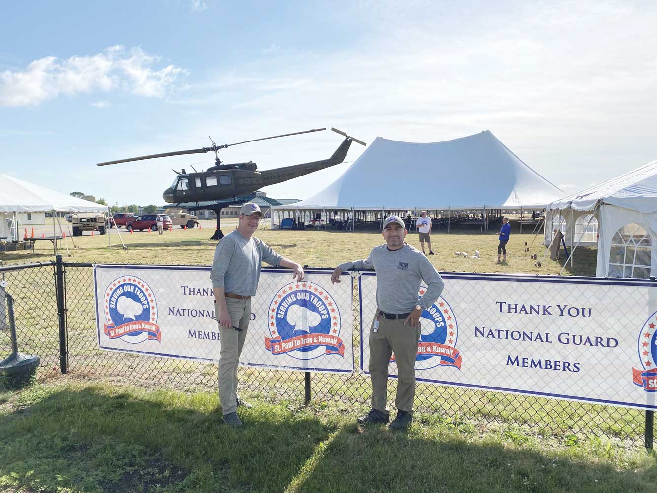 Minnesota UA leaders at a Serving Our Troops event.