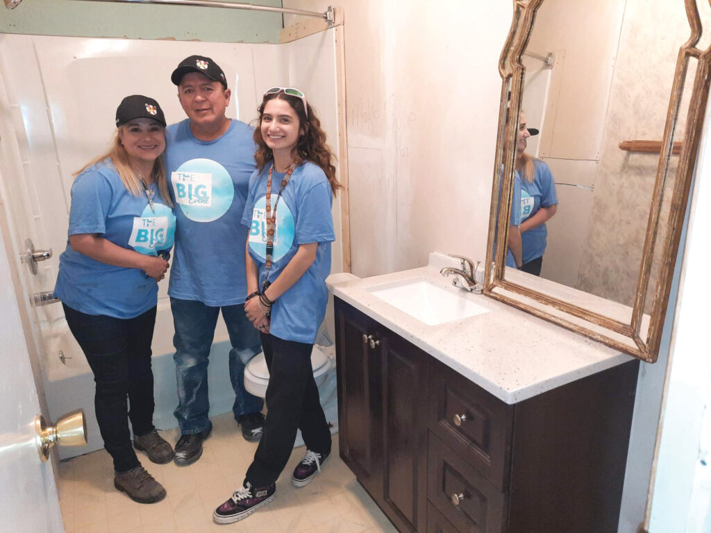Frank Goodwin with his wife and daughter